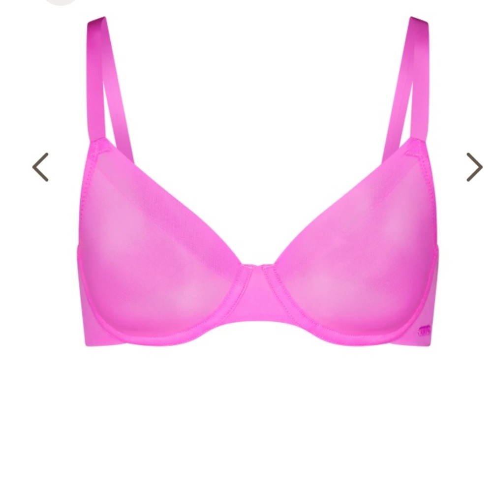 NWT! Skims No show unlined Demi bra